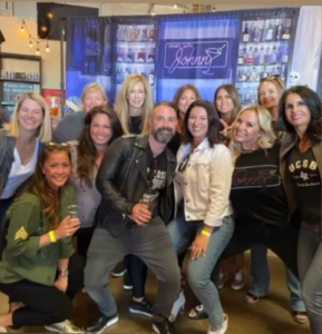 Drinks with Johnny party @ Four Sons Brewing in Huntington Beach 22-5-2021